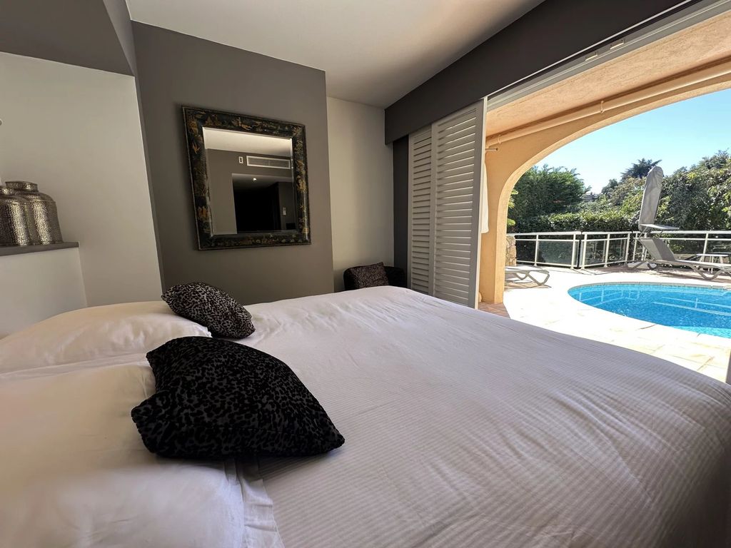 Property photo 2 of 30