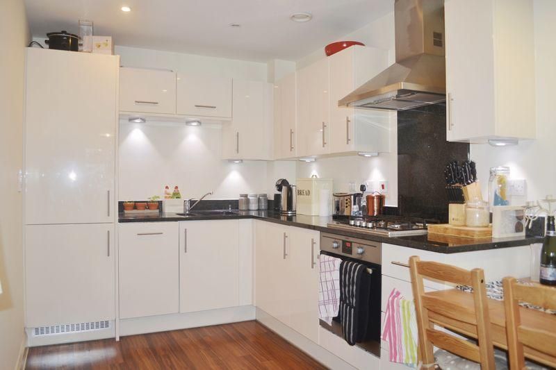 Property photo 2 of 4