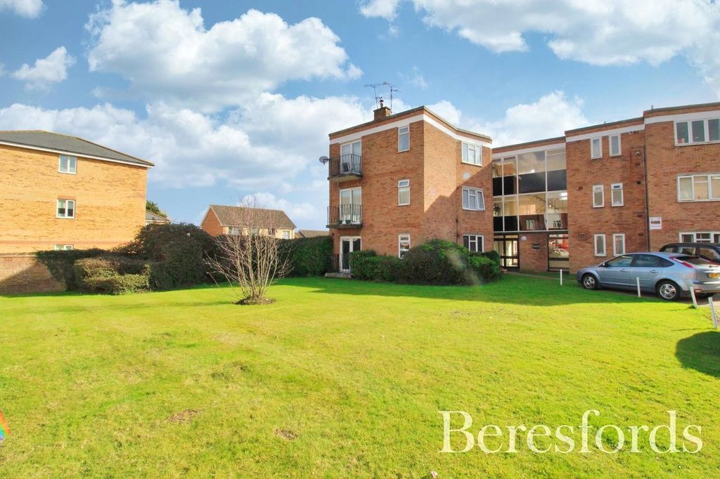 Property photo 2 of 13 Exterior