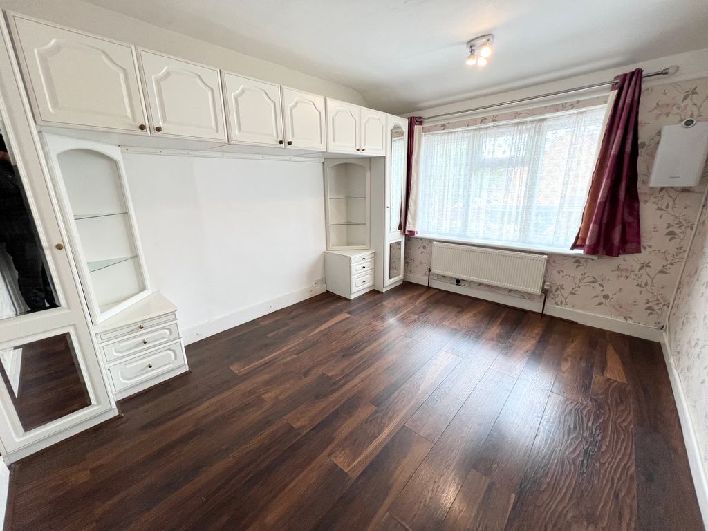 Property photo 3 of 29