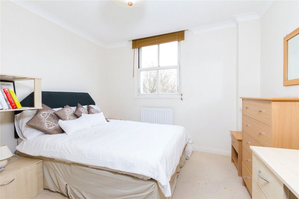 Property photo 3 of 5