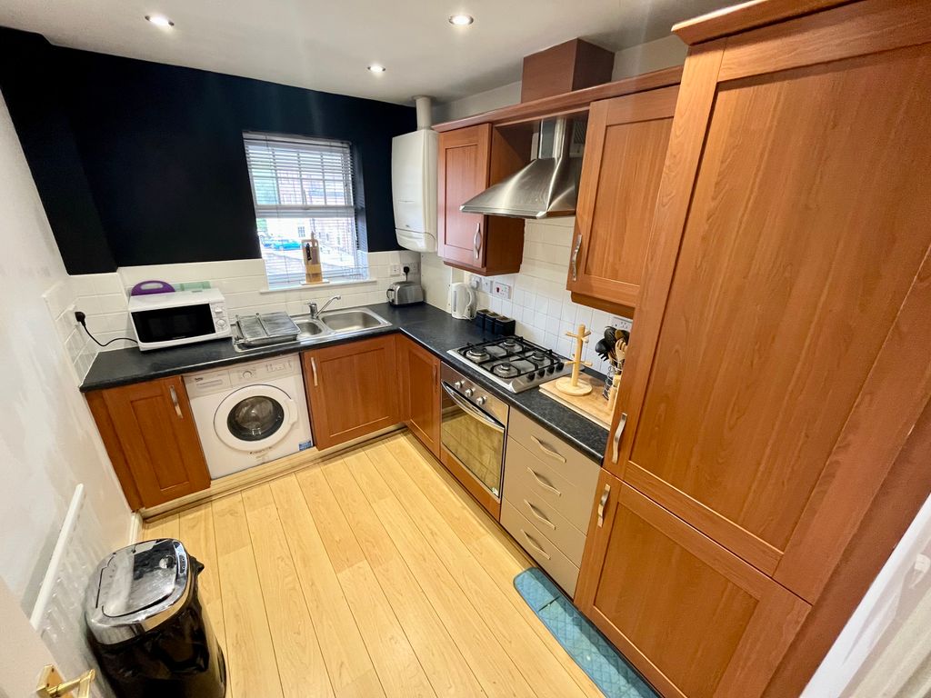 Property photo 2 of 9