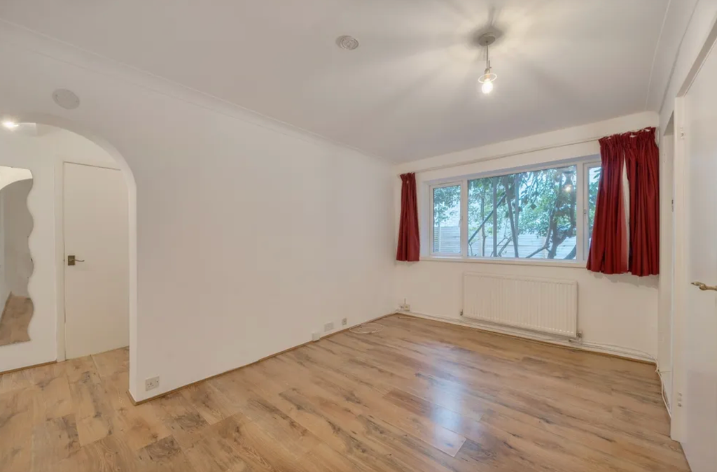 Property photo 3 of 9 Screenshot 2025-11-12 At 10.50.53