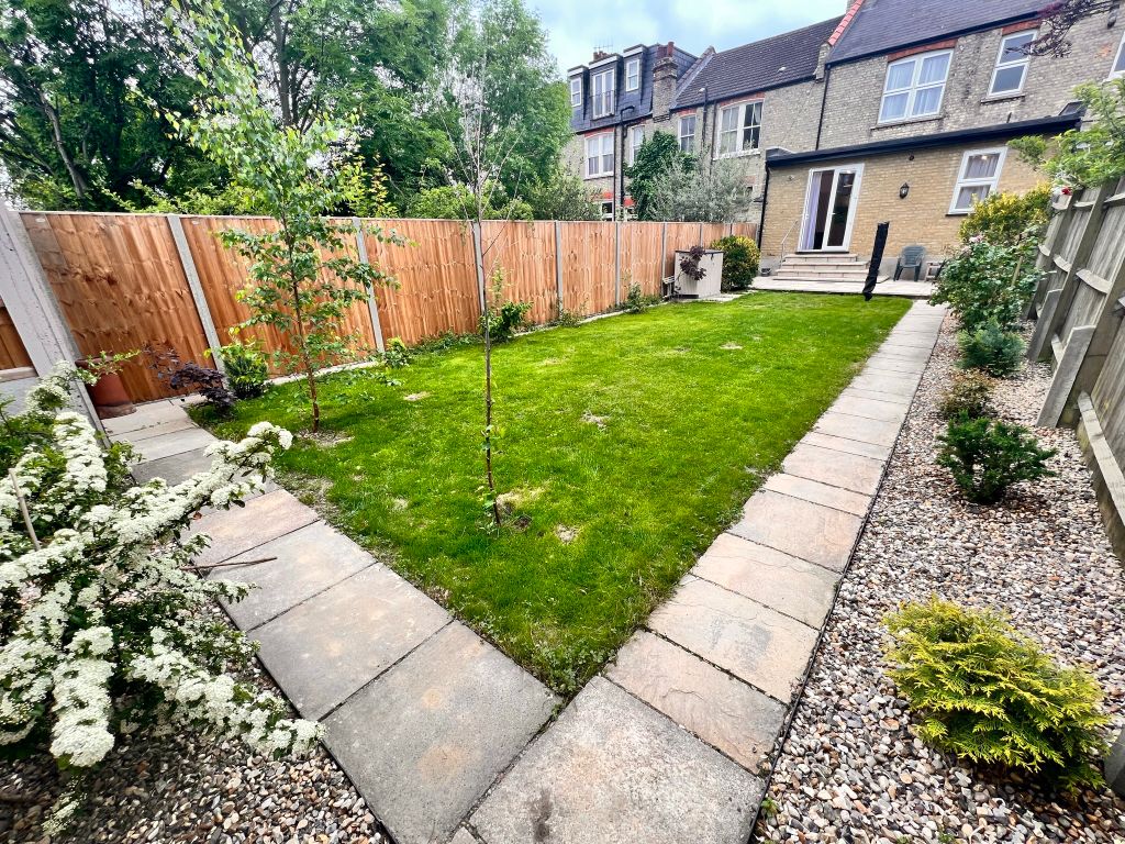 Property photo 3 of 14