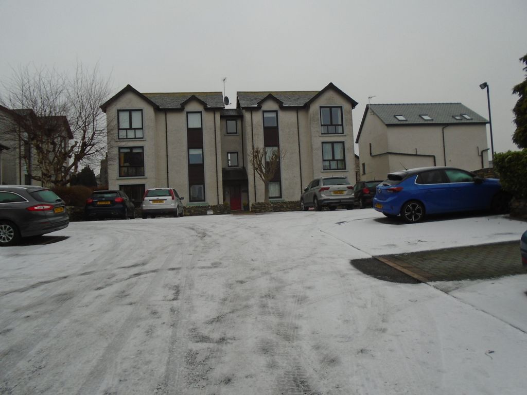 Property photo 2 of 14