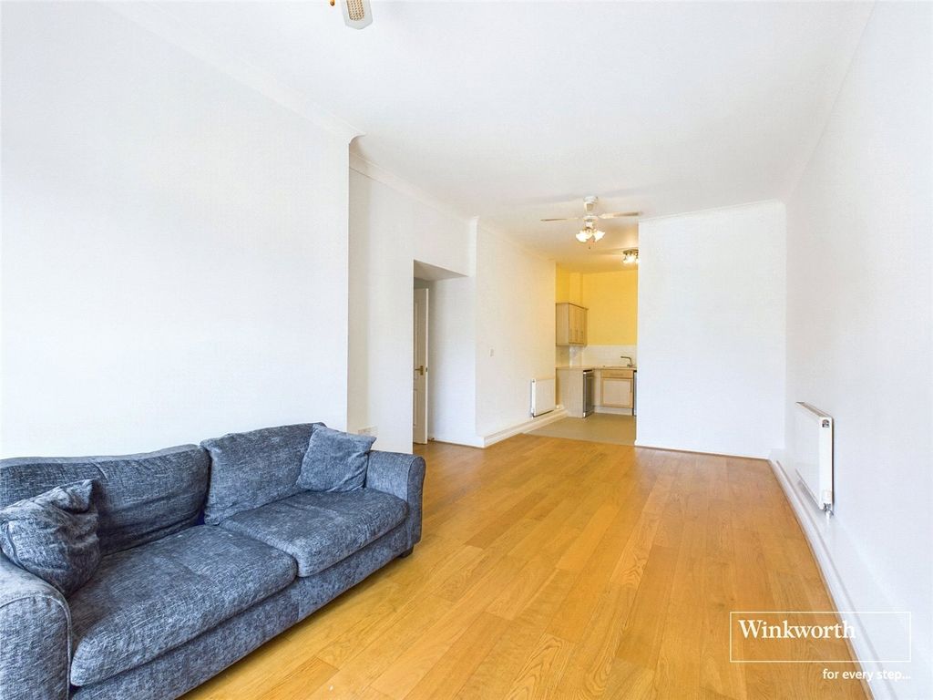 Property photo 2 of 9 Picture No. 16