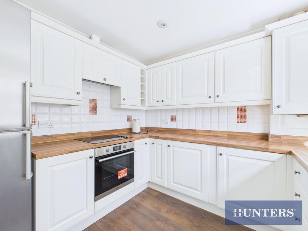 Property photo 3 of 12 Cam05333G0-Pr0040-Still003.Jpg