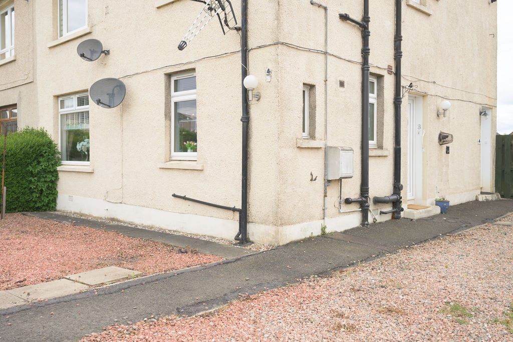 Property photo 2 of 29