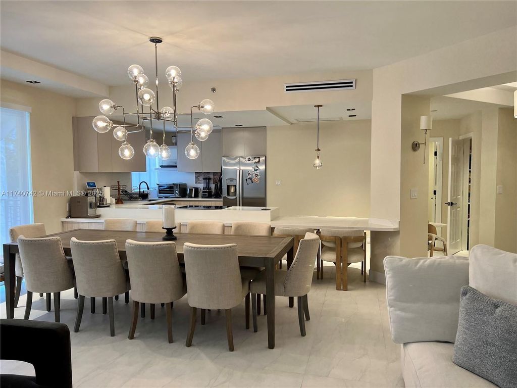 Property photo 2 of 16 <Alttext/>