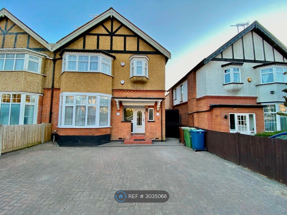 Property photo 1 of 17 Front