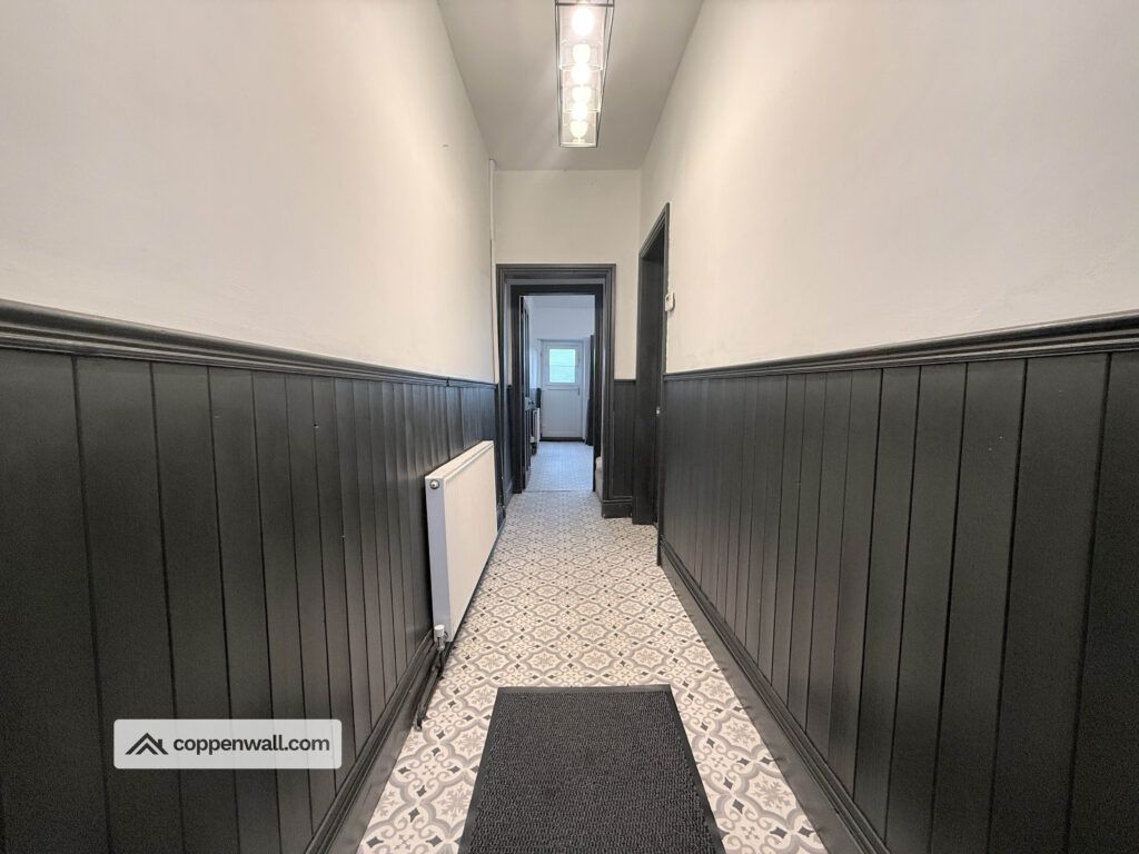 Property photo 3 of 23