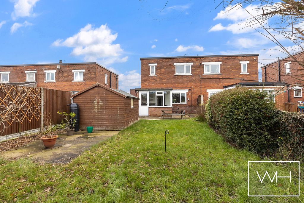 Property photo 2 of 20 23 Stanley Road, Sunnyfields 20_297