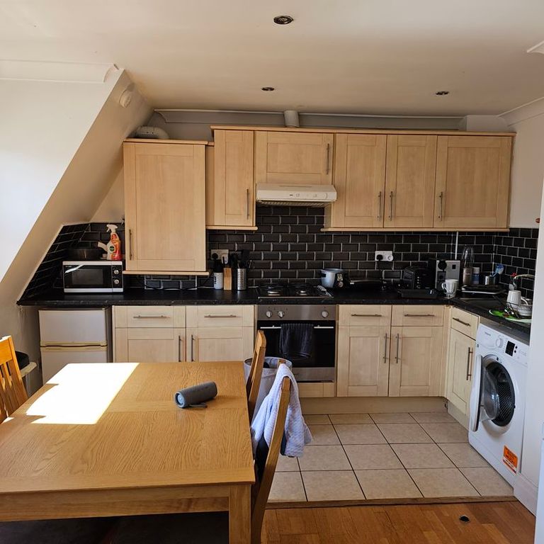 Property photo 1 of 4 Kitchen