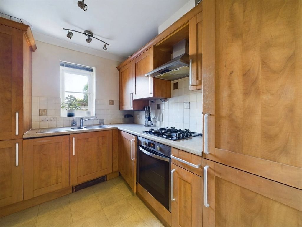 Property photo 1 of 8 Picture No. 10
