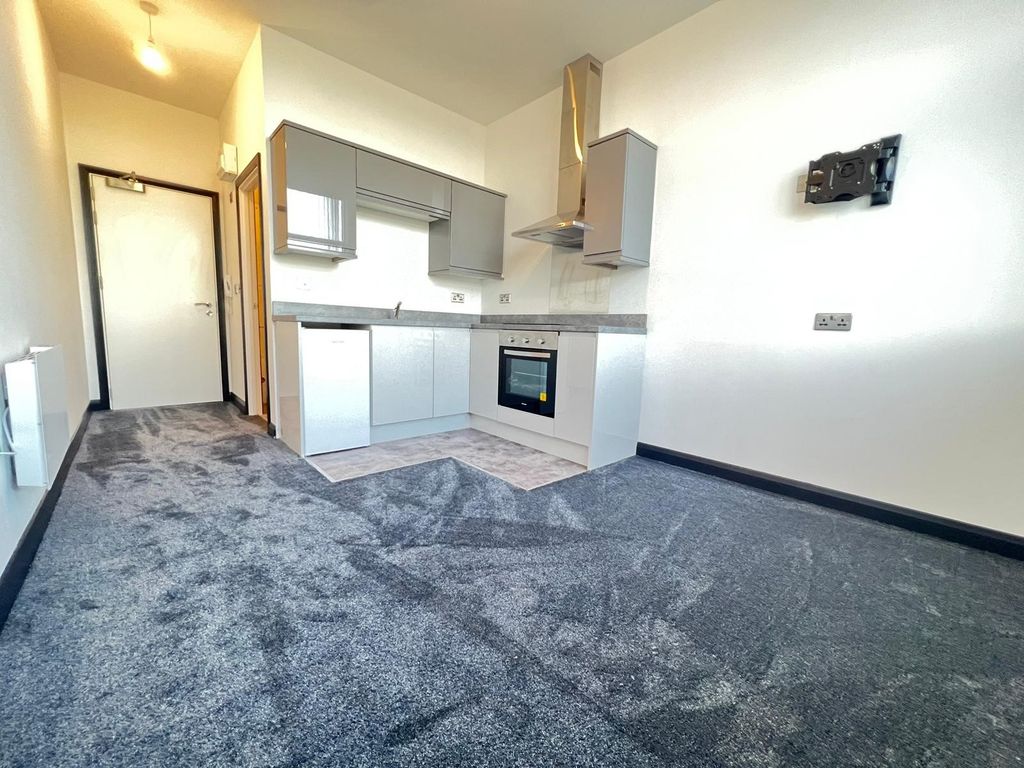 Property photo 1 of 9 Image