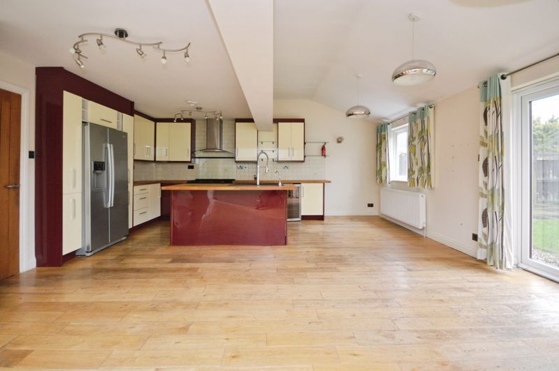 Property photo 3 of 20 Photo 18