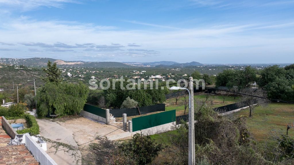 Property photo 3 of 32