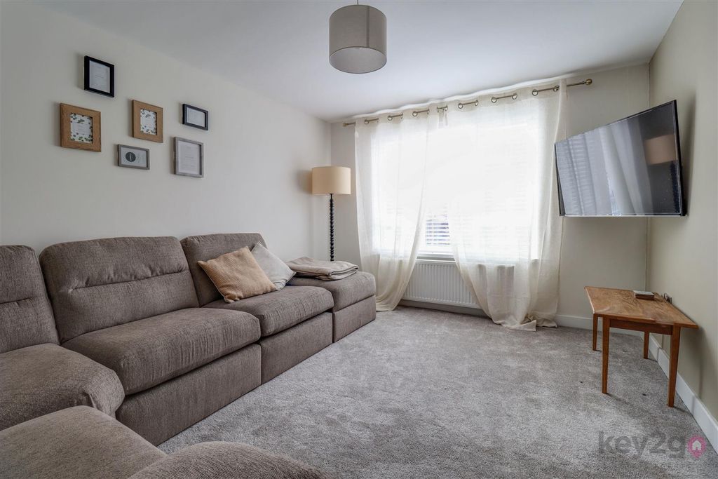 Property photo 2 of 16 Img_4183-Img_4185.Jpg