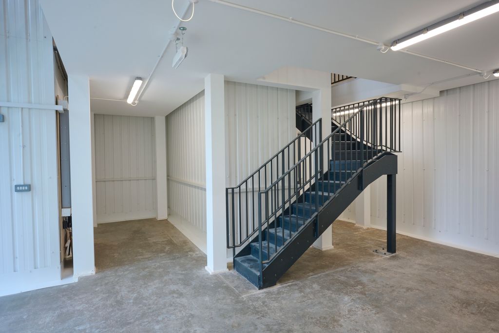 Property photo 2 of 5 Flexible Property Space