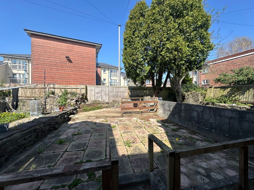 Property photo 2 of 14 Gallery