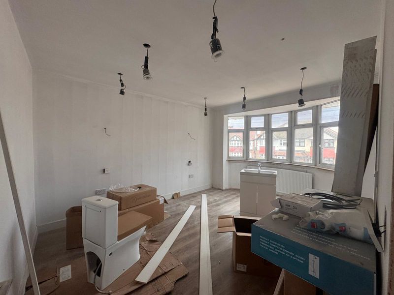 Property photo 3 of 9 Photo 2