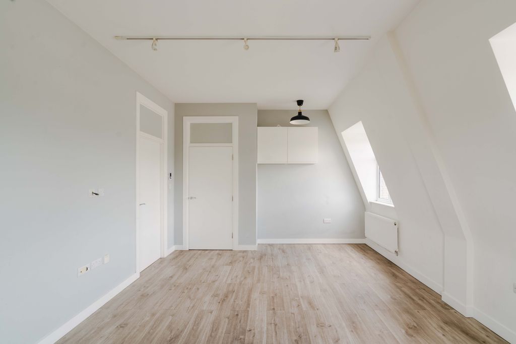 Property photo 3 of 14 10