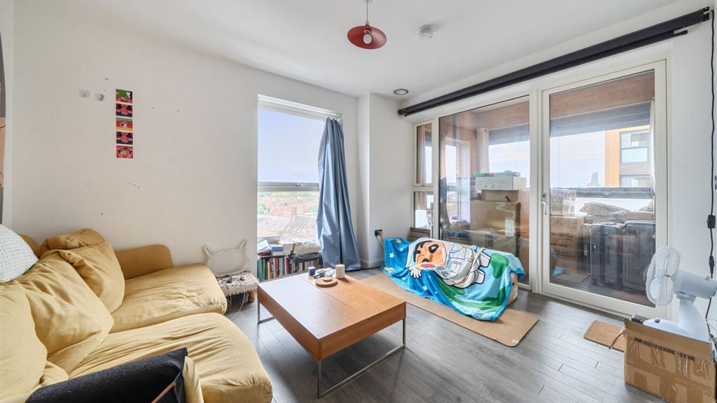 Property photo 1 of 11