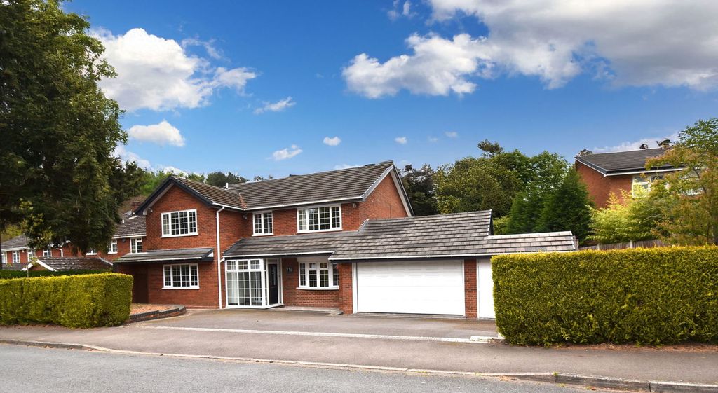 Property photo 2 of 39