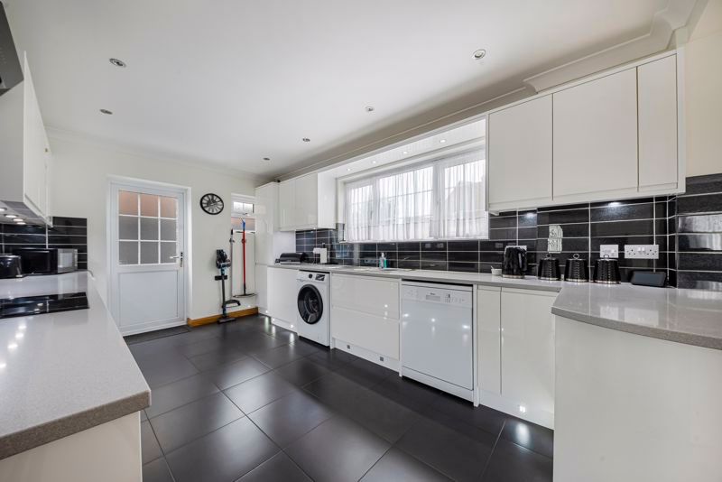 Property photo 2 of 26 Photo 18