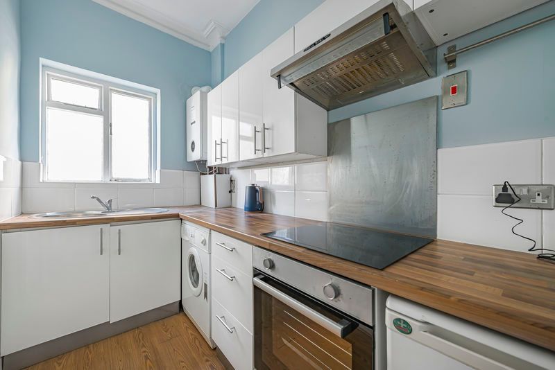 Property photo 3 of 12 Kitchen