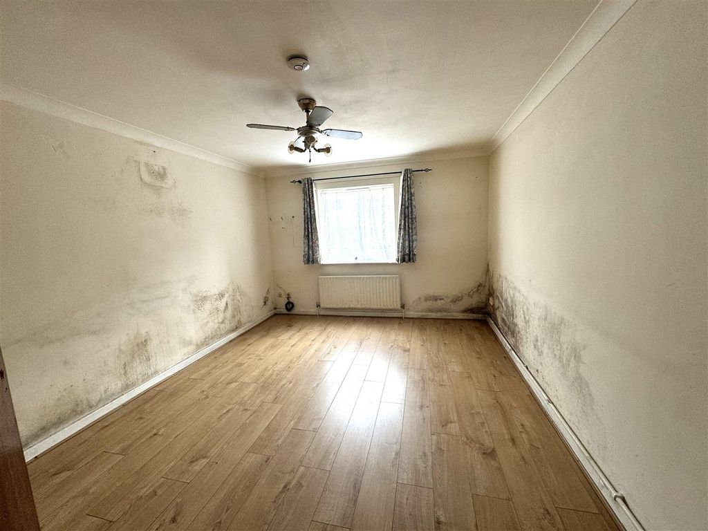 Property photo 3 of 7 Img_3035.Jpg