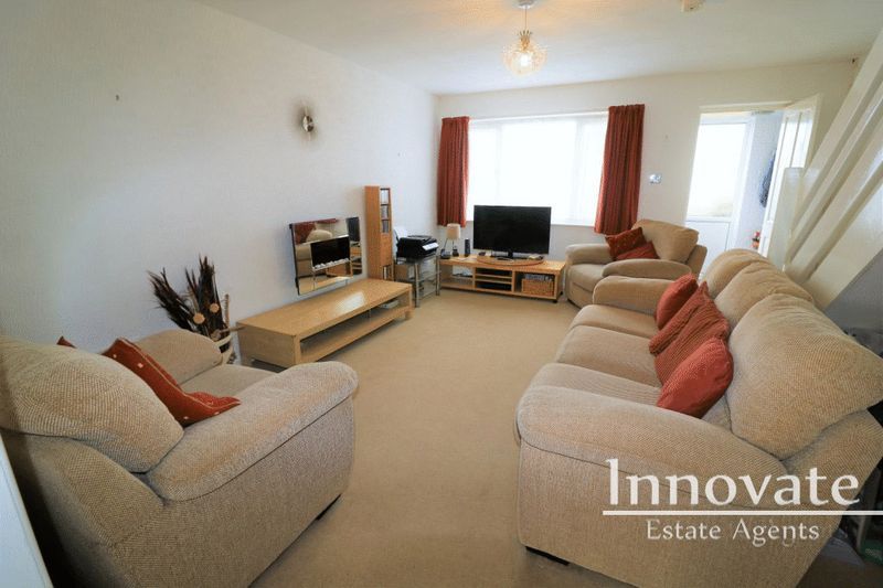 Property photo 2 of 8 Photo 2