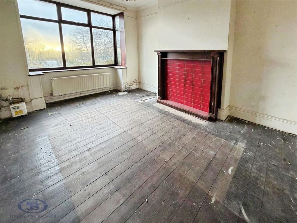 Property photo 2 of 19 7c5A3F52-Ewd.Jpg