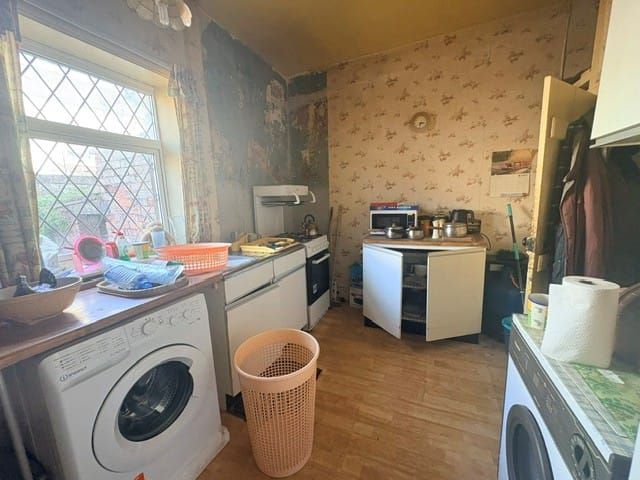 Property photo 3 of 5