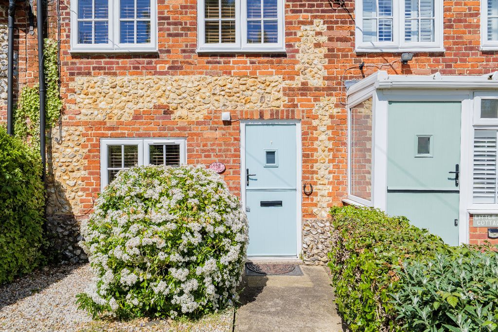 Property photo 2 of 18 5083384
