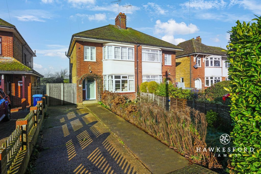Property photo 1 of 18 Bobbing Hill, Sittingbourne - Front