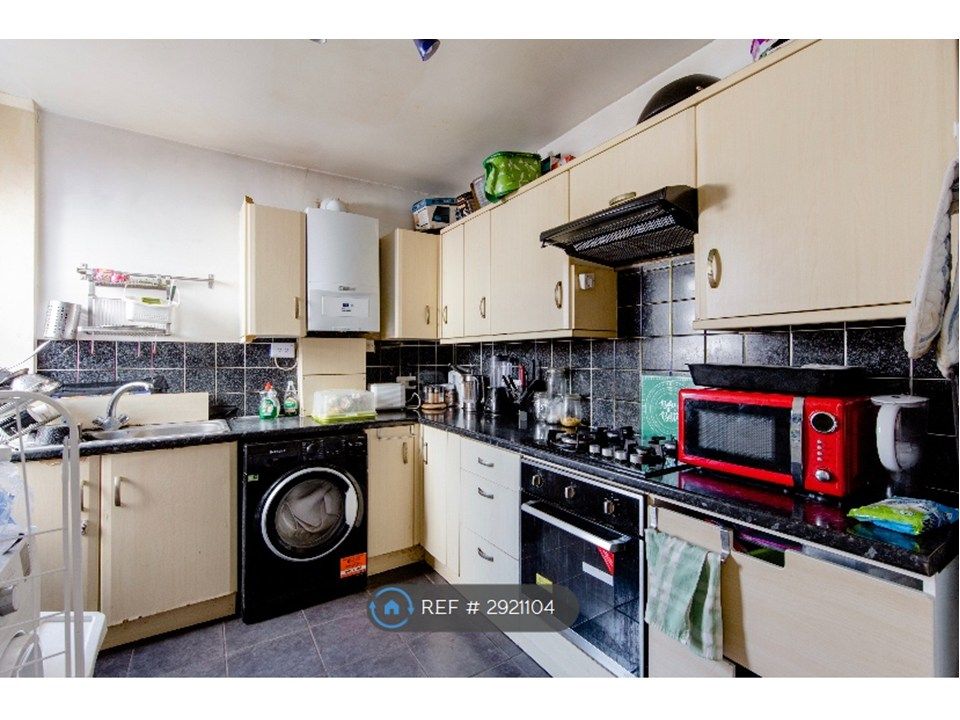 Property photo 2 of 5
