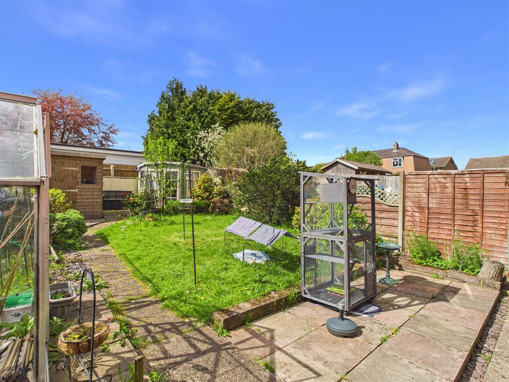 Property photo 2 of 11