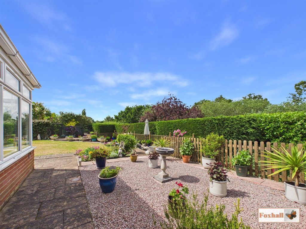 Property photo 2 of 33 Rear Garden