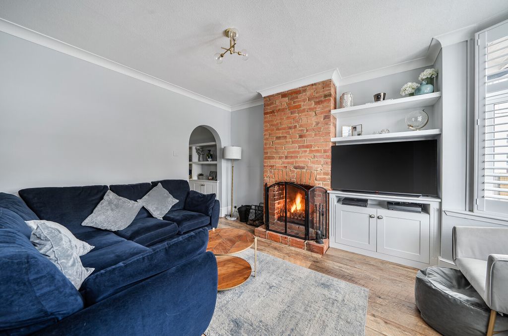 Property photo 2 of 20 1397534-15-6964cc...