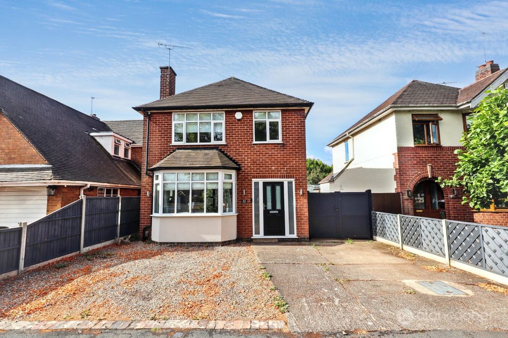 Property photo 1 of 36 5392342