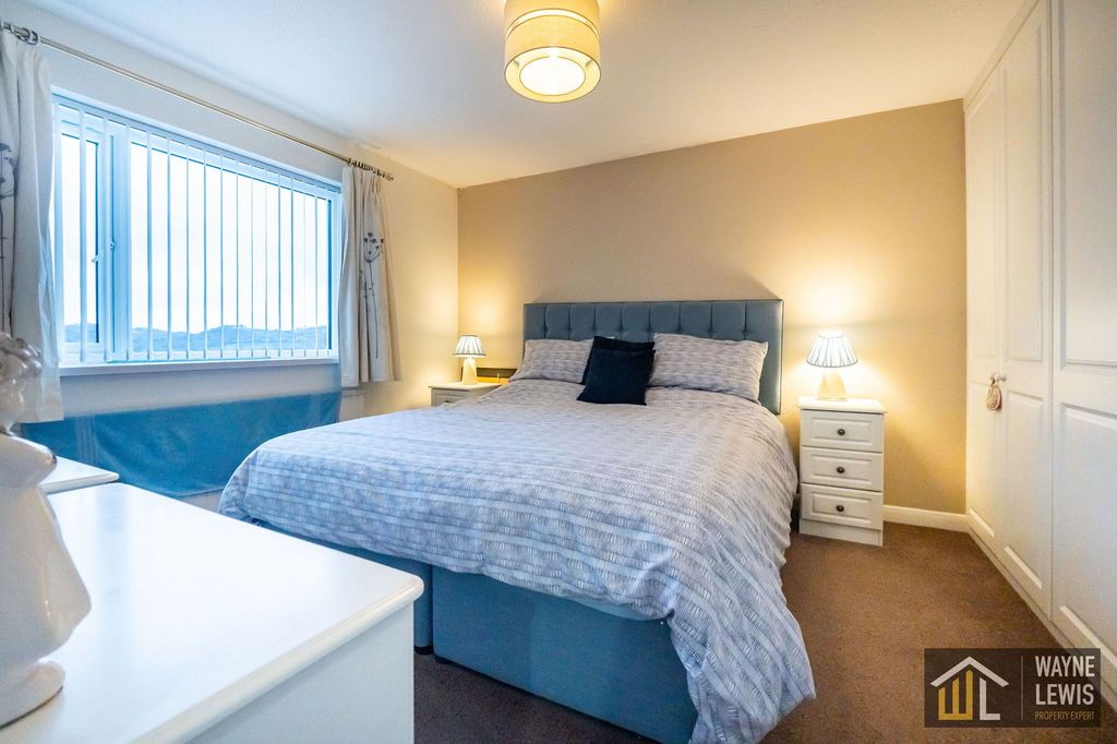 Additional image 7 of 4 bed detached house for salePembroke Court, Caerphilly CF83