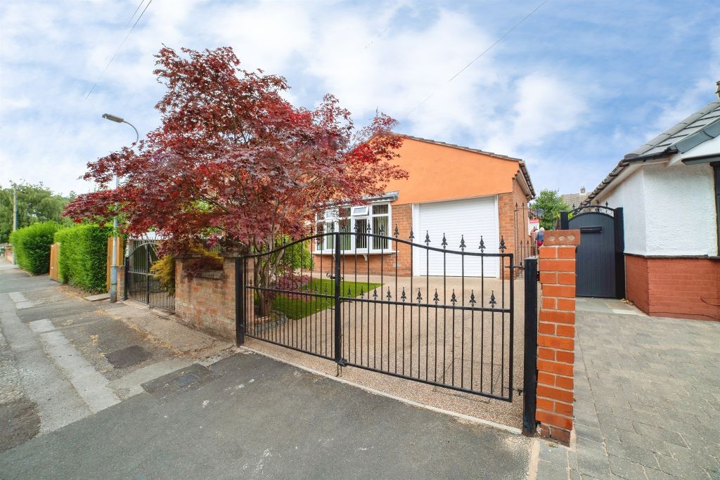 Property photo 3 of 28