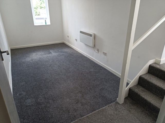 Property photo 2 of 6 Living Room