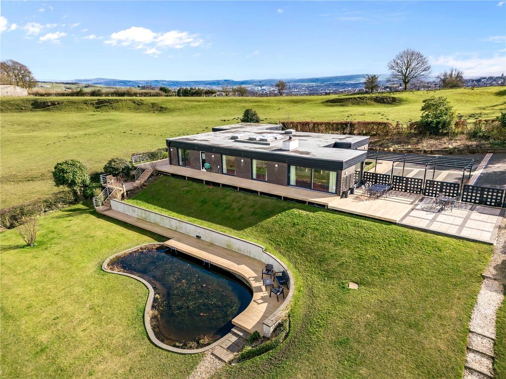 Property photo 1 of 38 External