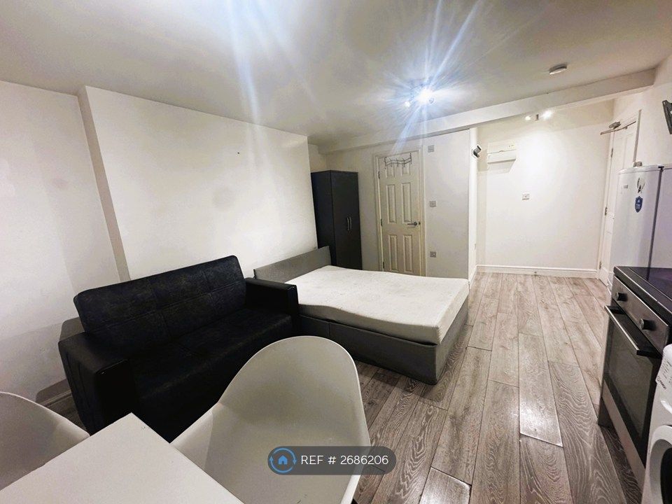 Property photo 3 of 6