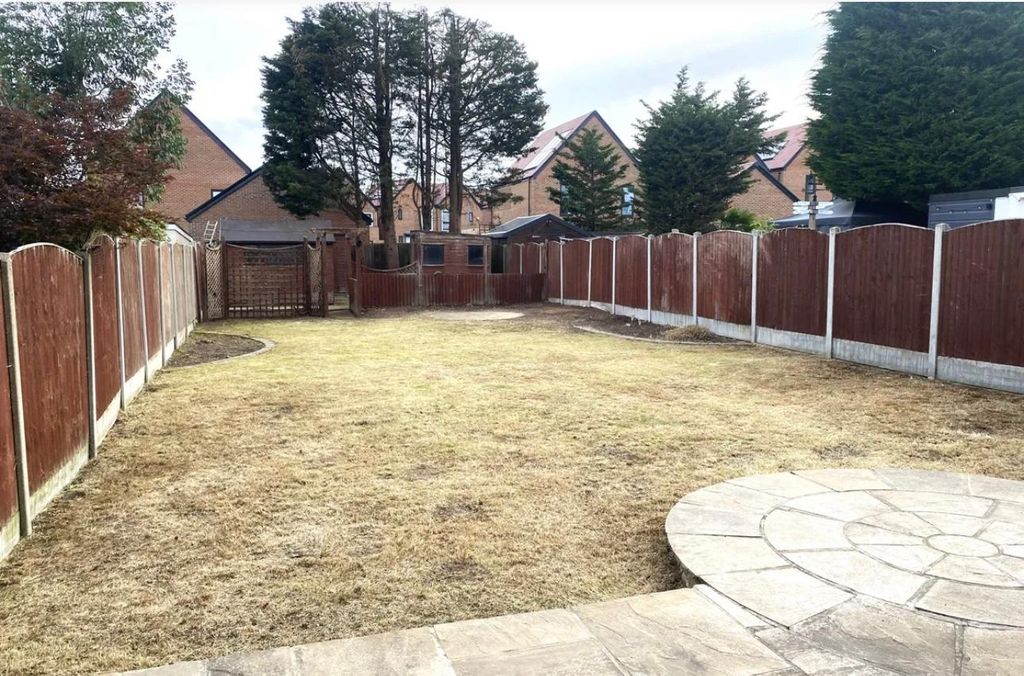 Property photo 3 of 16