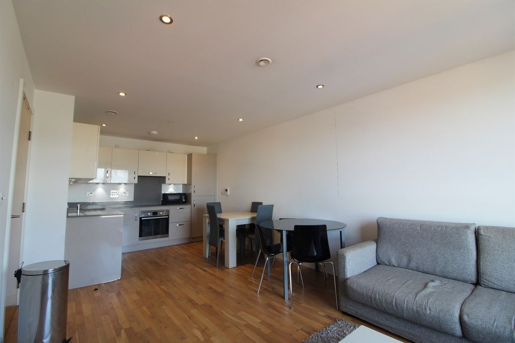 Property photo 2 of 7 Living Room