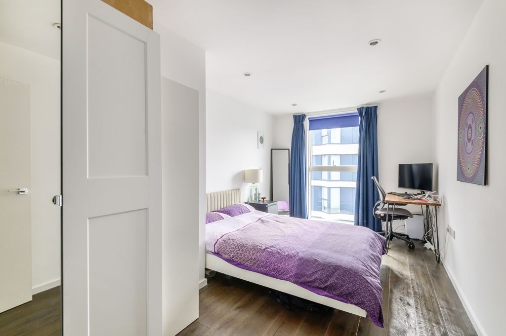 Property photo 3 of 15 899353 (5)