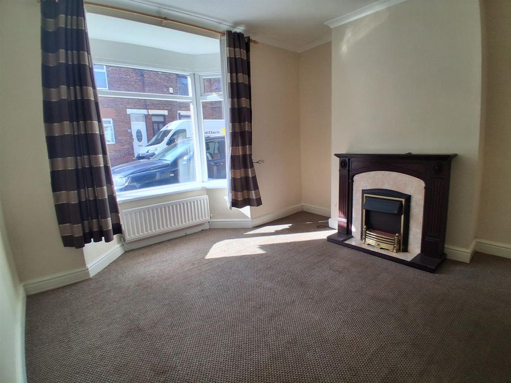 Property photo 2 of 8 Living Room